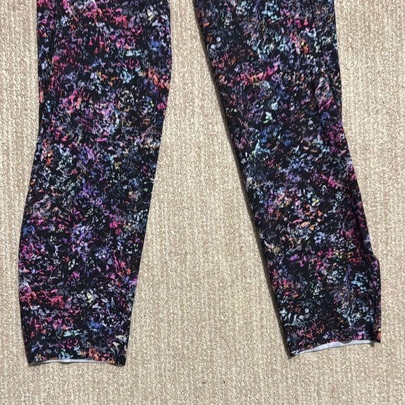 Lululemon Women’s Size 4 Base Pace High-Rise Floral Spray Nulux Leggings - Picture 4 of 10